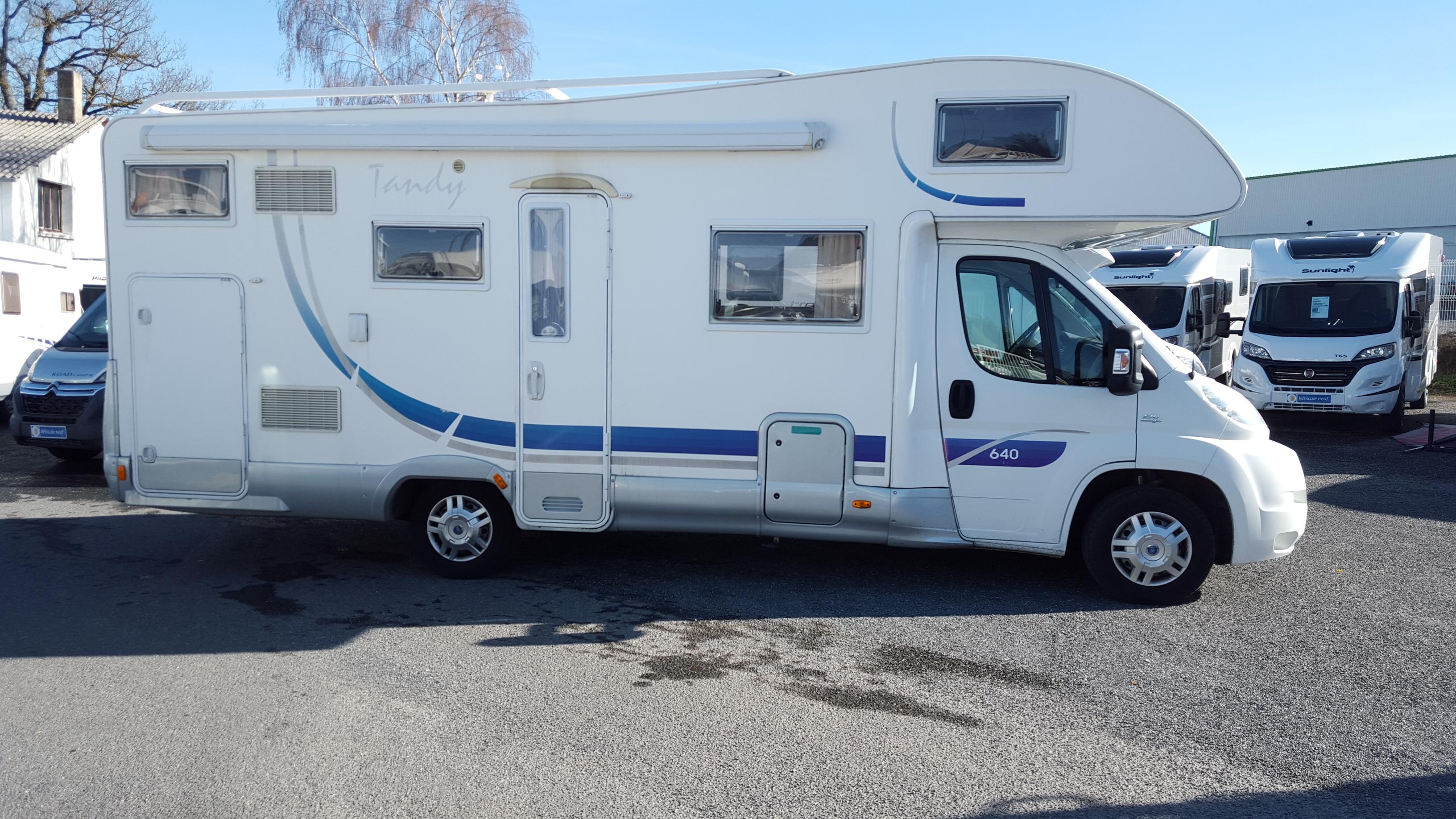 MC LOUIS TANDY 640 Aveyron Camping Car